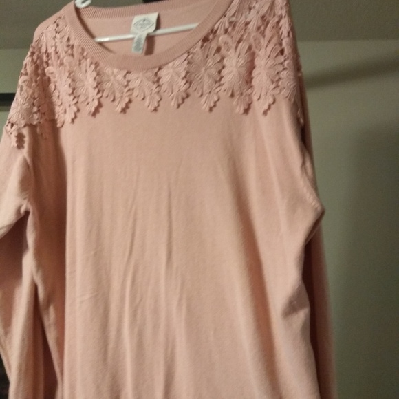 Bundle of clothes - Picture 1 of 8